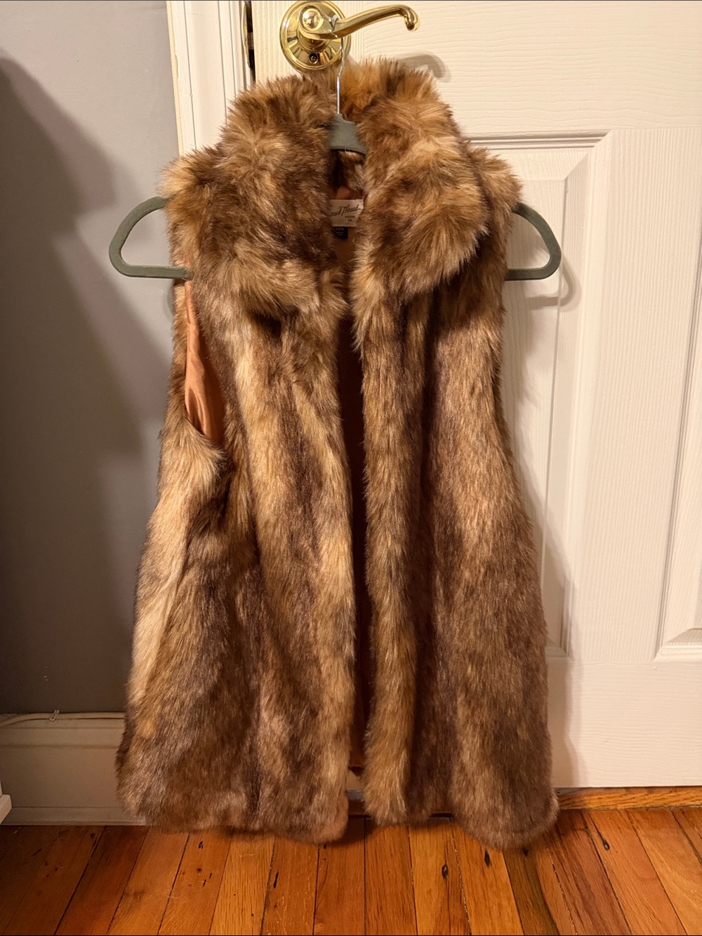 Universal Thread Brown Faux Fur Teddy Vest